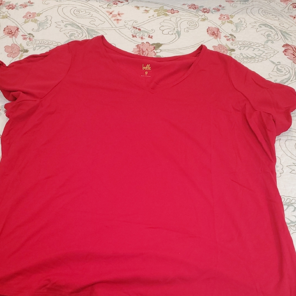 Belle by Kim Gravel Vivid Red Short Sleeve Tee, VNeck with keyhole sleeves